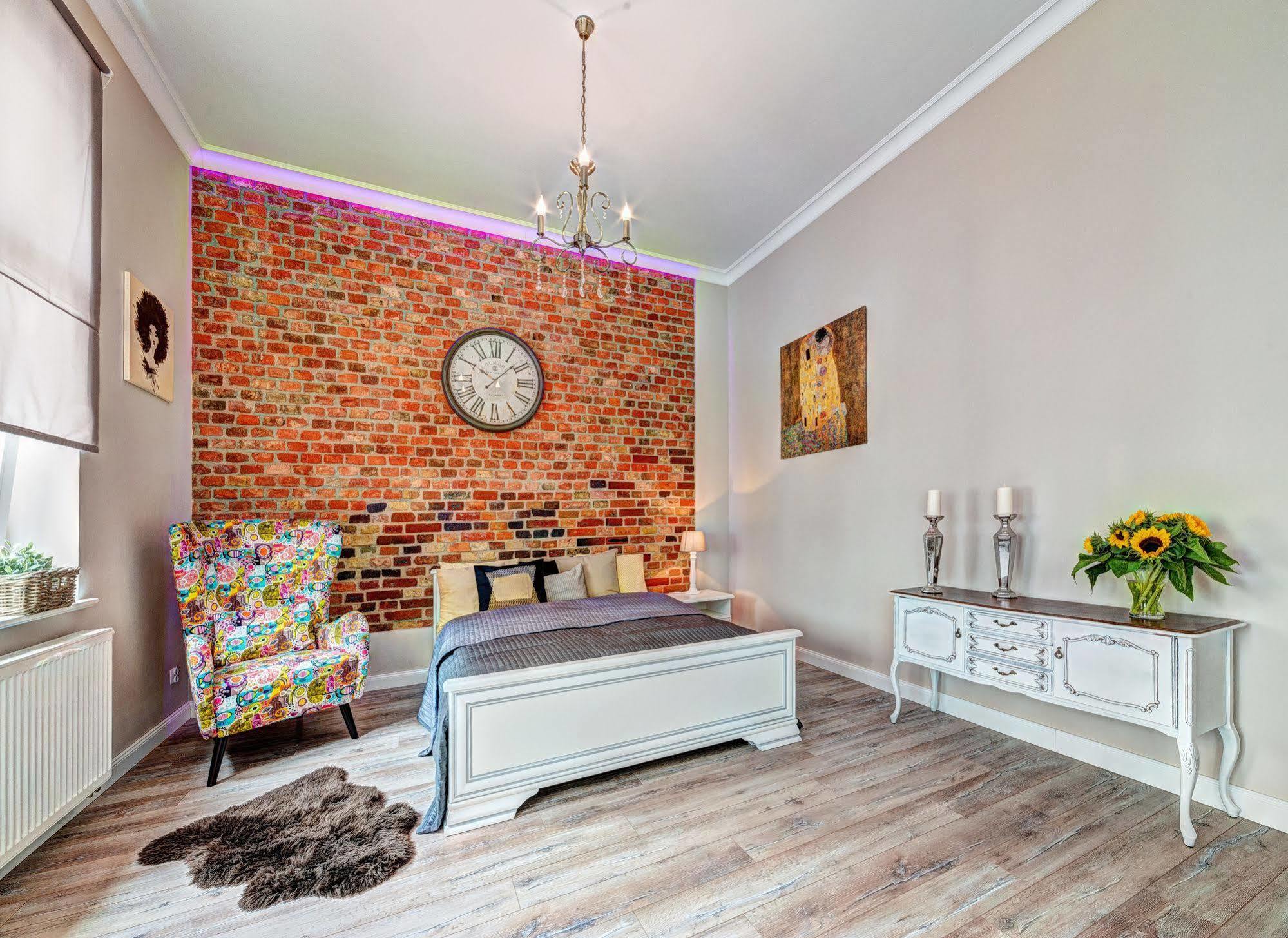 E-Apartamenty Swiety Marcin Poznań Exteriör bild