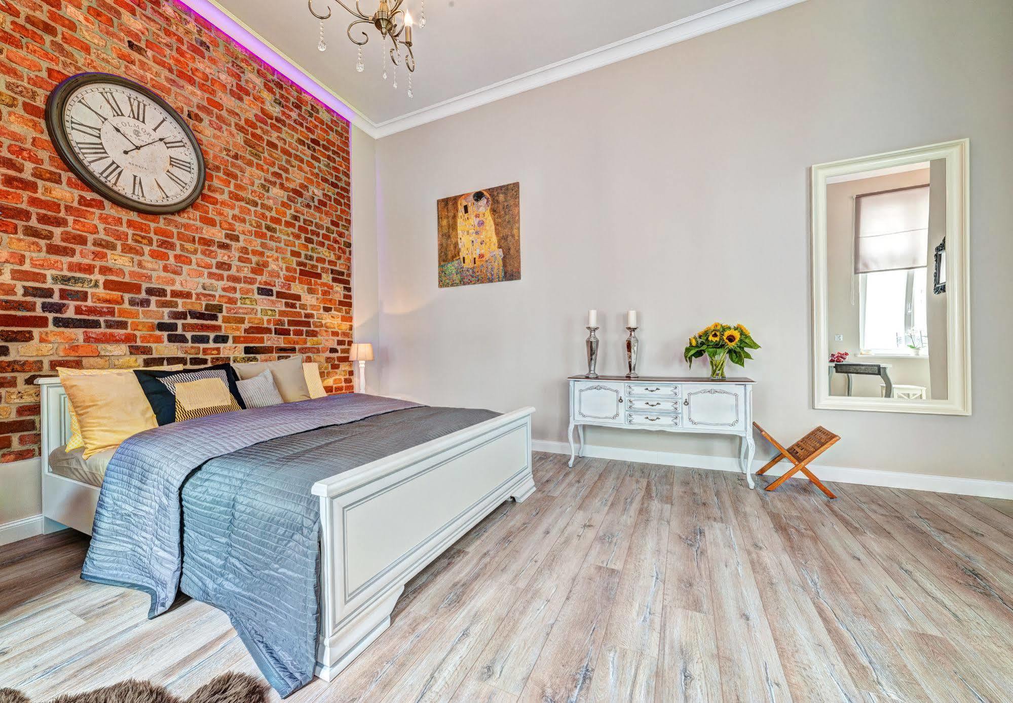 E-Apartamenty Swiety Marcin Poznań Exteriör bild