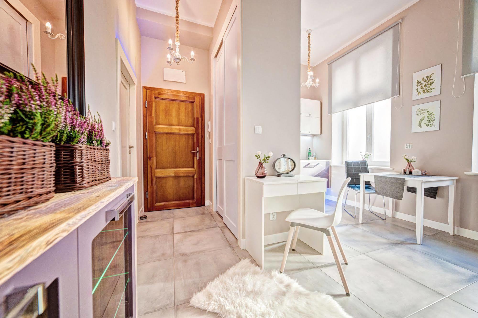E-Apartamenty Swiety Marcin Poznań Exteriör bild