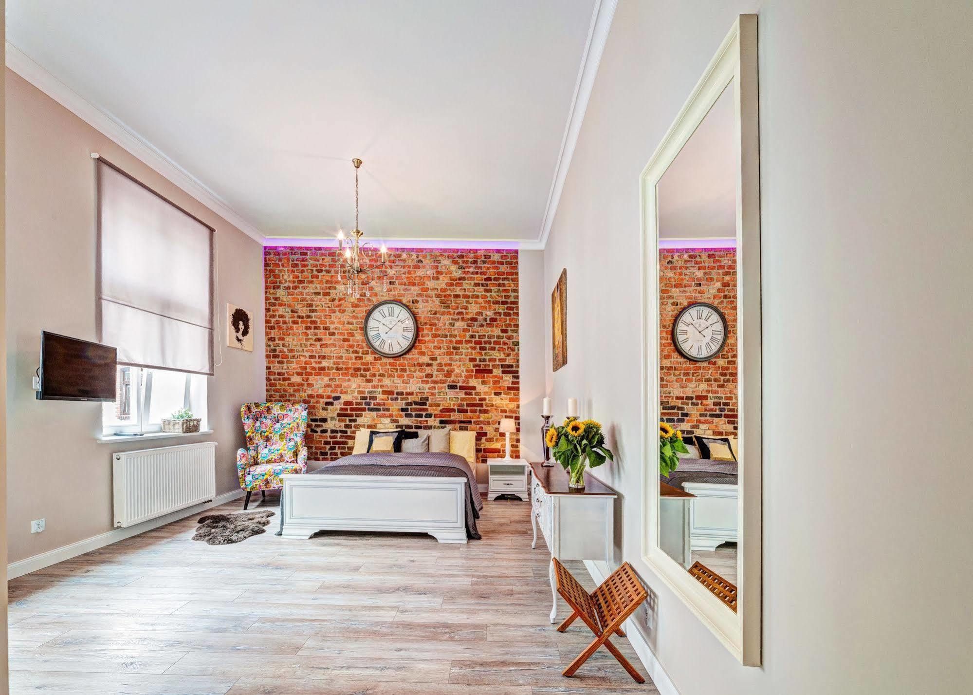 E-Apartamenty Swiety Marcin Poznań Exteriör bild